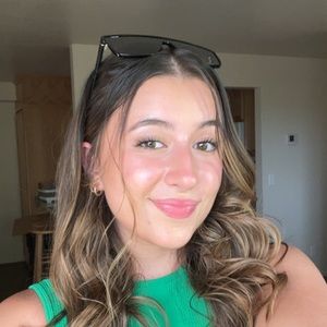 Meet your Posher, Natasha